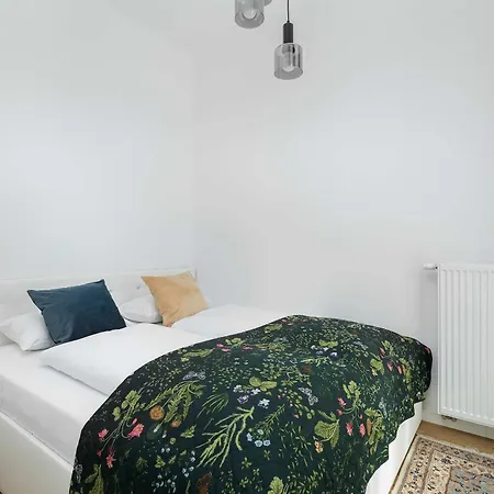 Jasny W Swinoujsciu Blisko Portu By Renters *